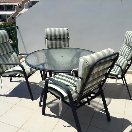 English Style Bayview Amathusia Λεμεσός