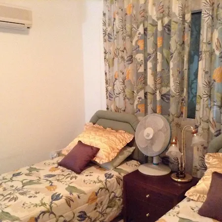 English Style Bayview Amathusia * Λεμεσός