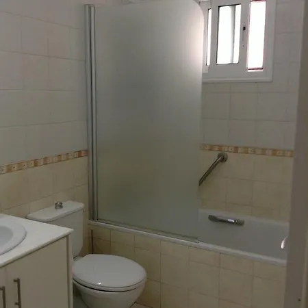 English Style Bayview Amathusia * Λεμεσός