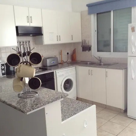 Daire English Style Bayview Amathusia Limasol