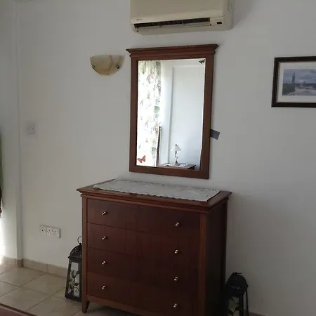 English Style Bayview Amathusia