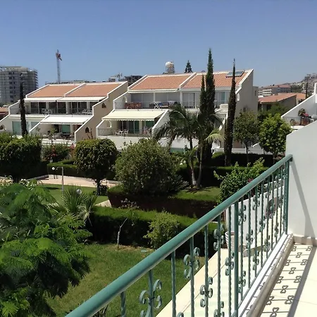 English Style Bayview Amathusia Limasol