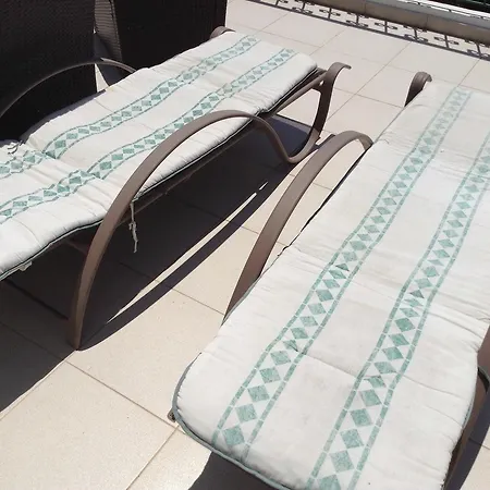 English Style Bayview Amathusia Daire *