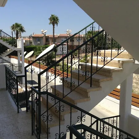 Daire English Style Bayview Amathusia Limasol